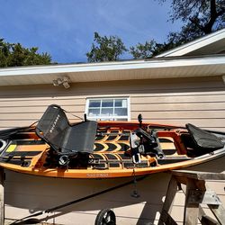 Nucanoe persuit 14’ pedal drive kayak