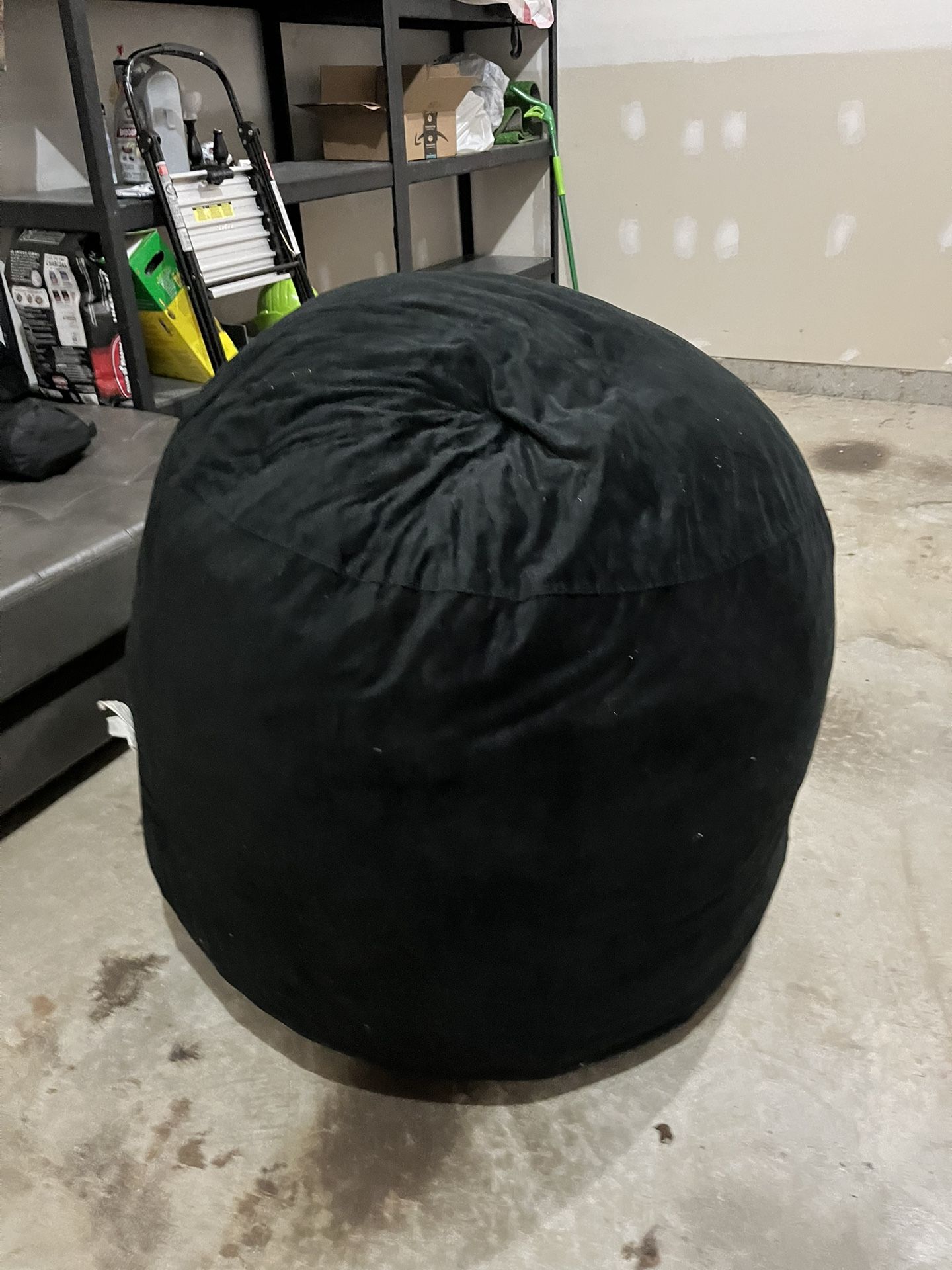 Bean bag chair/ Comforter