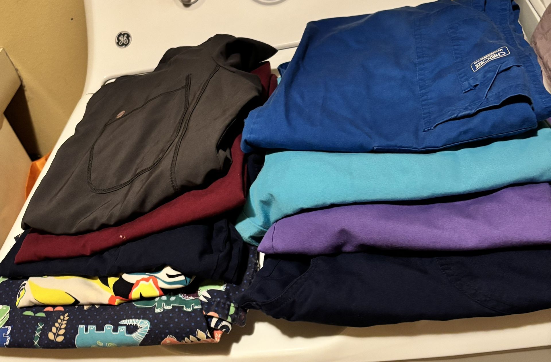Woman’s Scrubs
