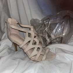 Tan Cutout Suede Pump