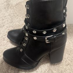 XOXO Black Boots