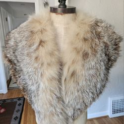 Big Fluffy Lynx Fur Collar NO OFFERS 