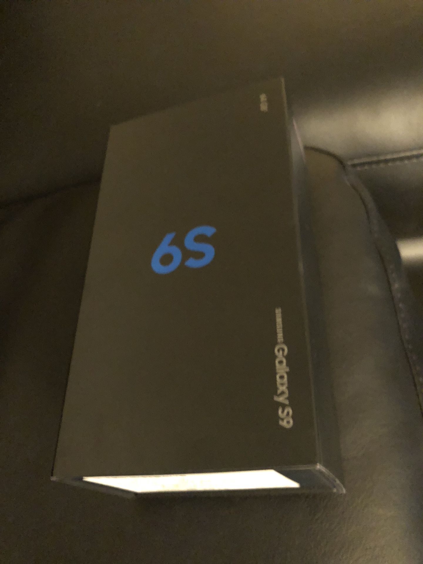 Samsung Galaxy S9 Brand New in the Box Unlocked 64gb