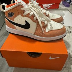 Jordan 1 Retro Size 1y