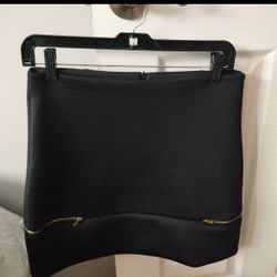 Woman's Skirt