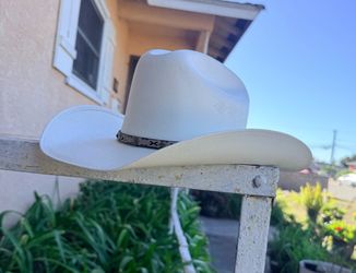 Cowboy hat