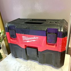 Milwaukee Vacuum 