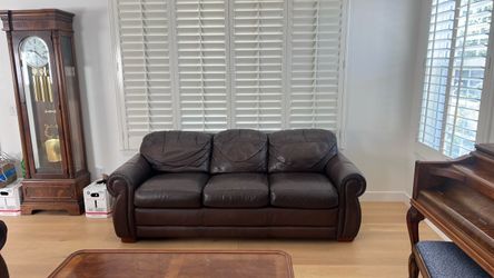 Lazy boy leather couch