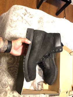 Timberland black suede 9.5