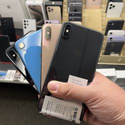 iPhone 8 / 8 Plus / X / XR / XS Max Factory Unlocked / International
