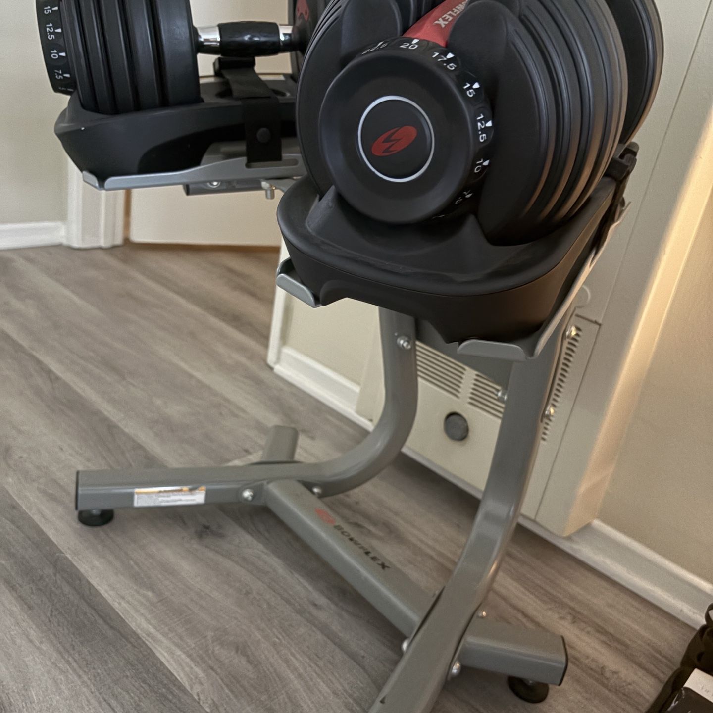 Bowflex Selecttech Adjustable Dumbbells With Stand for Sale in Arcadia ...