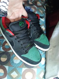 Nike SB Dunk Low Reptile Gucci