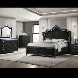 👑 Kingdom Black Royal Bedroom Set