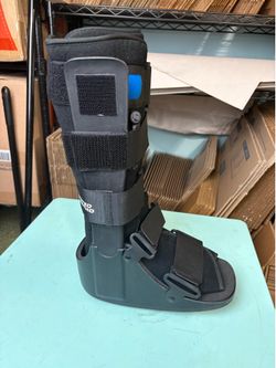 United Ortho Tall Air Cam Walker Walking Fracture Boot Black Small