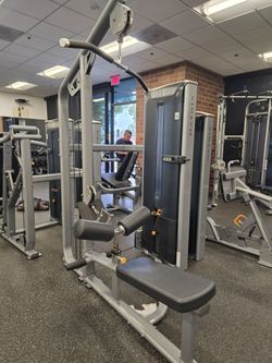 Matrix Dual Lat Pull Down / Seated Row Commercial Gym Equipment Exercise Fitness Weight Machine