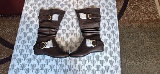 Women's Wide Calf Paris Boots Brown 11WC