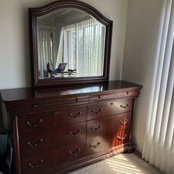 Oak Dresser with mirror 