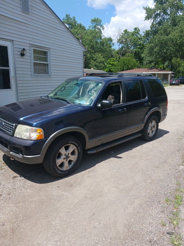 2003 Ford Explorer