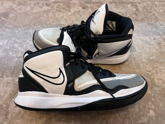 Nike kyrie  Sneaker
