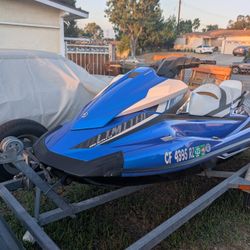 2017 Yamaha VX Limited Jet Ski Nad Trailer