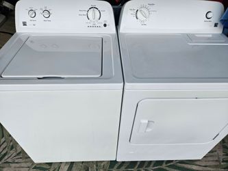 Kenmore 100 series washer n Gas Dryer