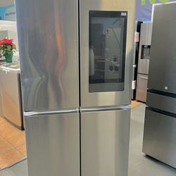 SAMSUNG REFRIGERATOR FAMILY HUB