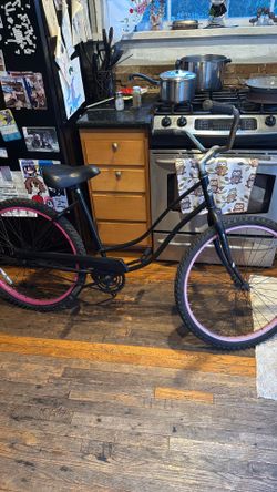 Ladies vintage 80’s 26” Hawthorne beach cruiser $50 obo