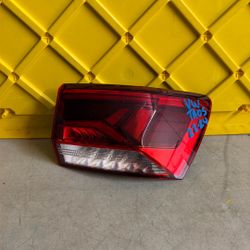 Volkswagen Taos Rear Right Tail Light 2022 2023 2024 
