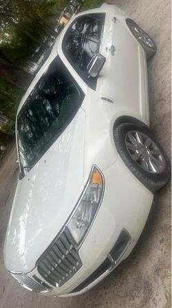 2011 Lincoln MKZ