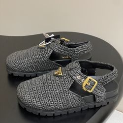 Pr,ada    sandal