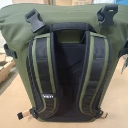 YETI Hopper M20 Soft Backpack Cooler