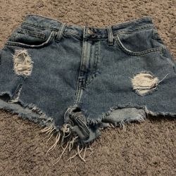 Forever 21 jean shorts size 28