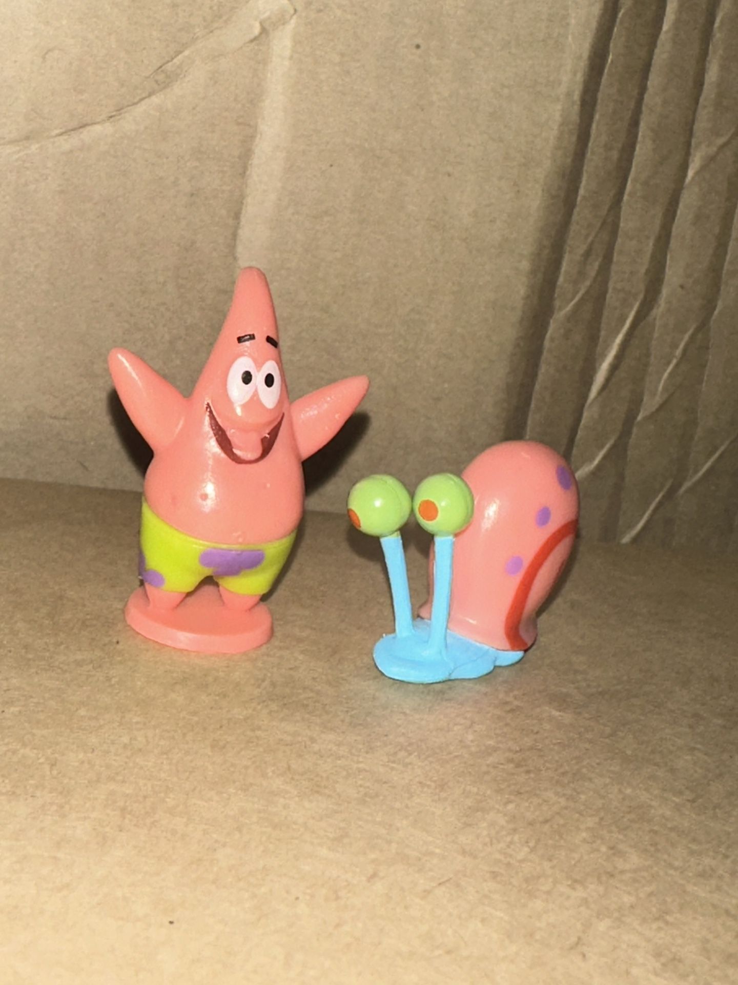 SpongeBob Squarepants PATRICK Star (arms up)  And Gary - Finders Keepers Action Figure 1”
