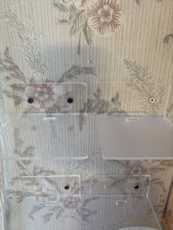 Metal/Plastic Floating Bookshelves 