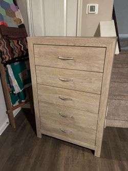 5-Drawer Tall Chest Dresser