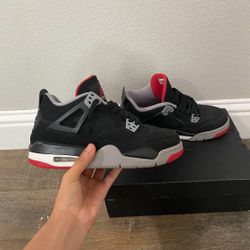 Jordan 4