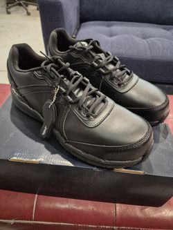 Reebok Black Athletic Shoe