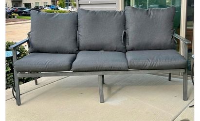 Outdoor Patio Sofa with Cushions