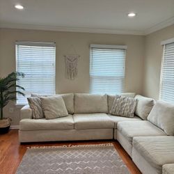 Raymour & Flanigan 6-Sections Sofa