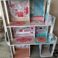 Doll House 