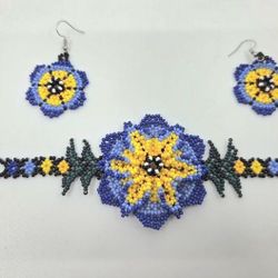 Beautiful Honduran Beaded Bracelet & Earring Set