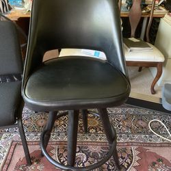  Counter  High Chair Black In Good Condition $65 