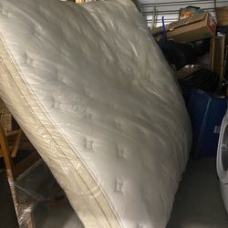 King pillow top Mattress