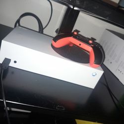 Xbox SERIES X with BOX 