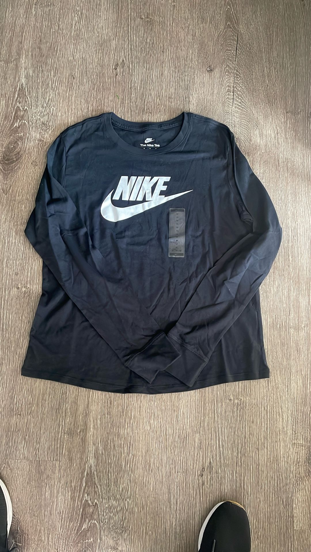 Ladies Nike Long Sleeve Tee