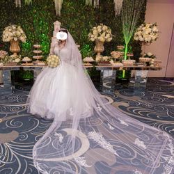 wedding dress