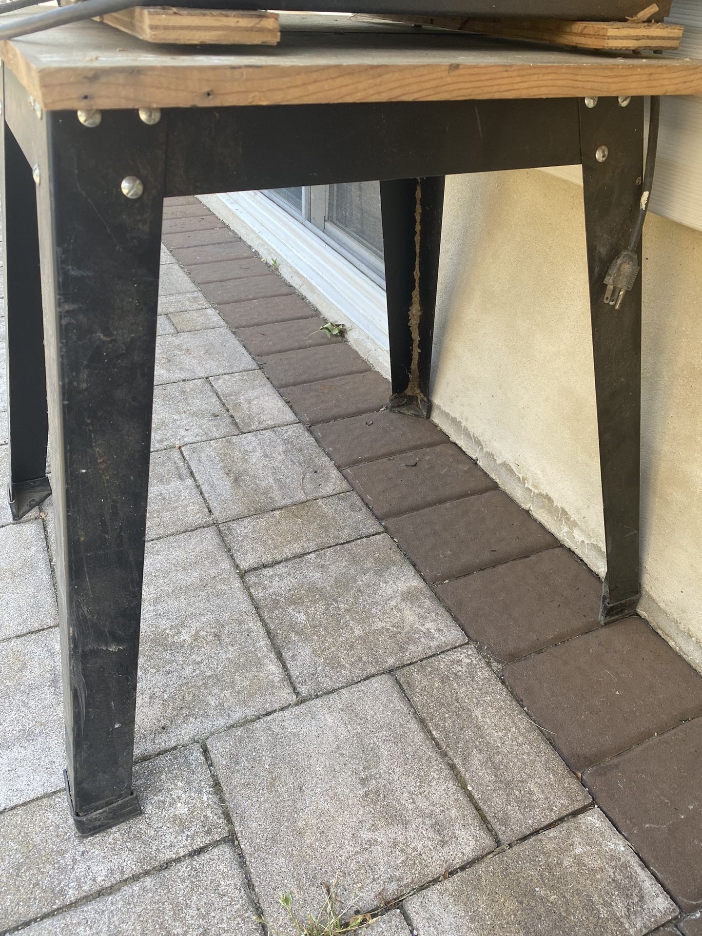 Table For Saw Or Tools