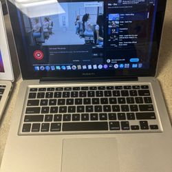 MacBook Pro With Charger 