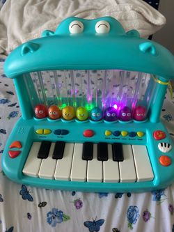 B toys hippo piano toy NEW CONDITION