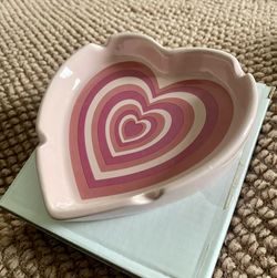 Urban Outfitters A Shop Of Things Hearts Forever Ashtray